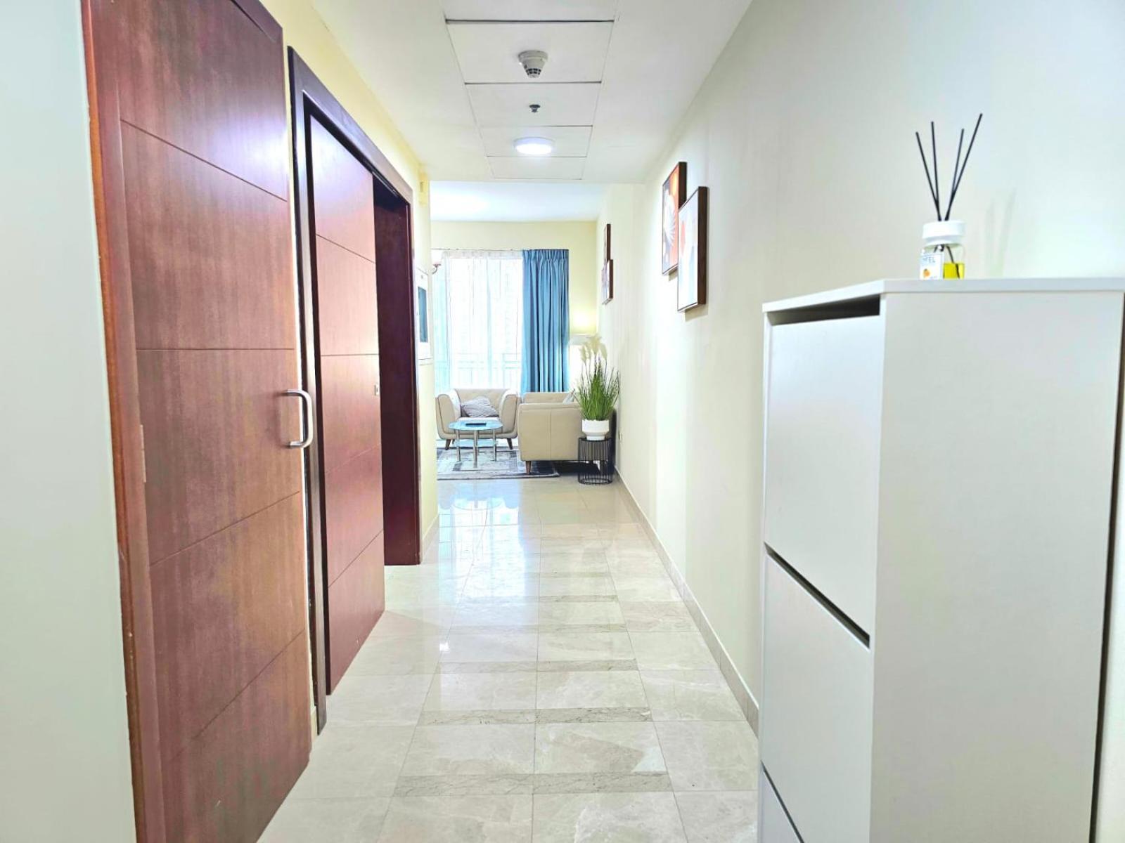 Trinity Holiday Homes - Standpoint Tower Downtown Dubai Exterior photo